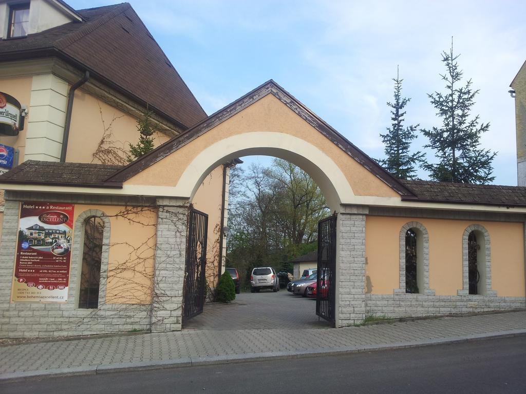 Hotel Bohemia Excellent Klášterec nad Ohří Zewnętrze zdjęcie