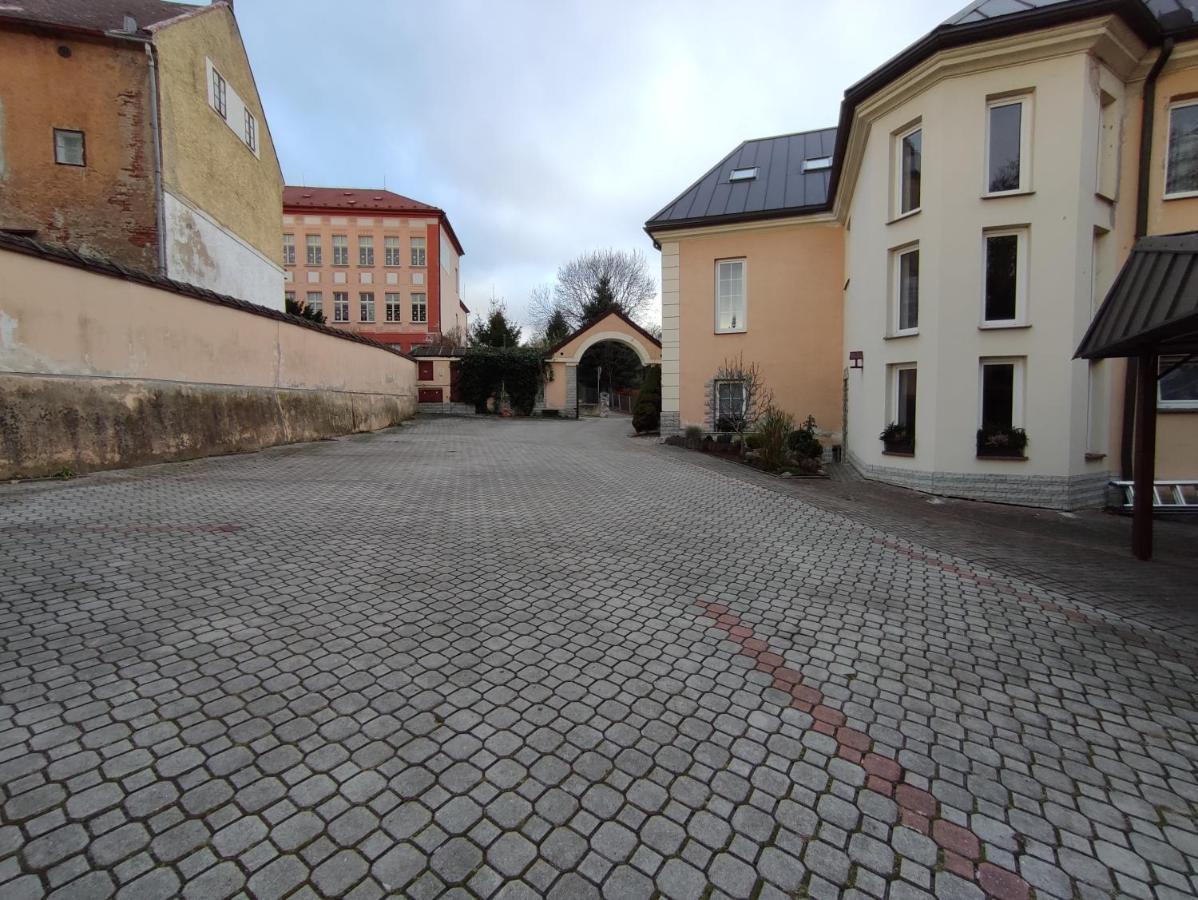 Hotel Bohemia Excellent Klášterec nad Ohří Zewnętrze zdjęcie