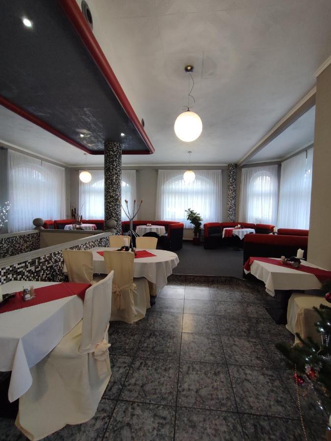Hotel Bohemia Excellent Klášterec nad Ohří Zewnętrze zdjęcie